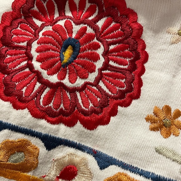 Flower skirt - Picture 3 of 3